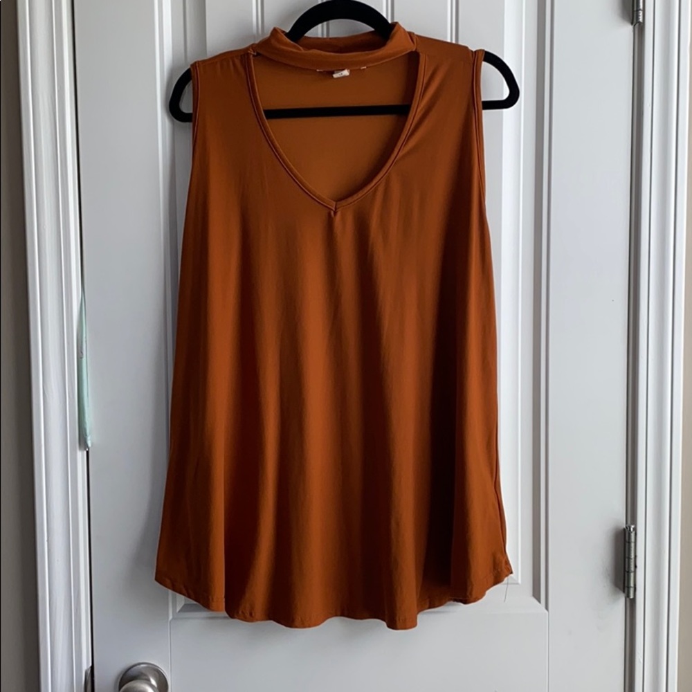 High neck, keyhole, burnt orange tank top